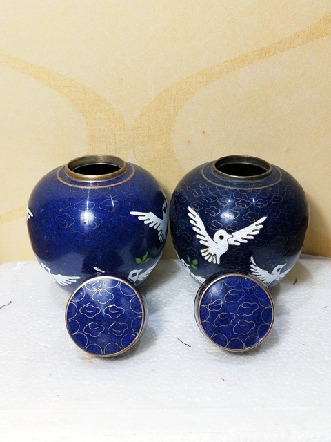 古玩雜項創匯時期 .景泰藍銅胎掐絲琺瑯花鳥紋小罐一對拍賣，當前價格366元