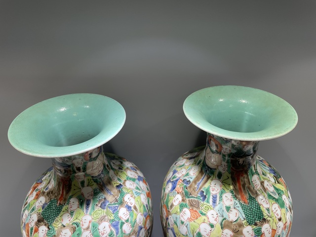 古玩陶瓷清晚期 極品粉彩一百零八羅漢圖觀音瓶一對拍賣，當前價格110000元