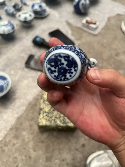 古玩陶瓷青花鳥食罐真品鑒賞圖