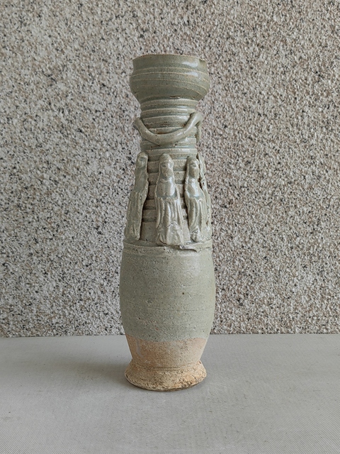 古玩陶瓷青白釉貼塑人物瓶真品鑒賞圖
