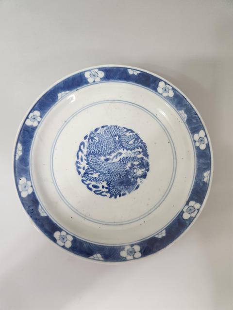 古玩陶瓷青花盤真品鑒賞圖