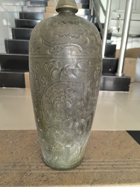古玩陶瓷青釉剃刻花梅瓶拍賣,當前價格666元