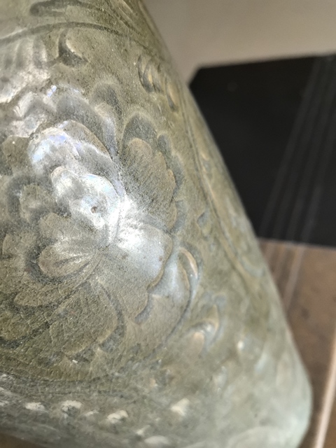 古玩陶瓷青釉剃刻花梅瓶拍賣,當前價格666元