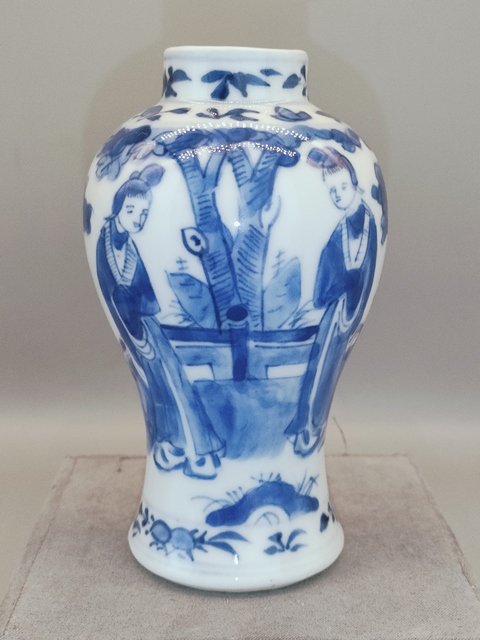 古玩陶瓷清光緒，精品青花侍女賞瓶拍賣，當前價格818元