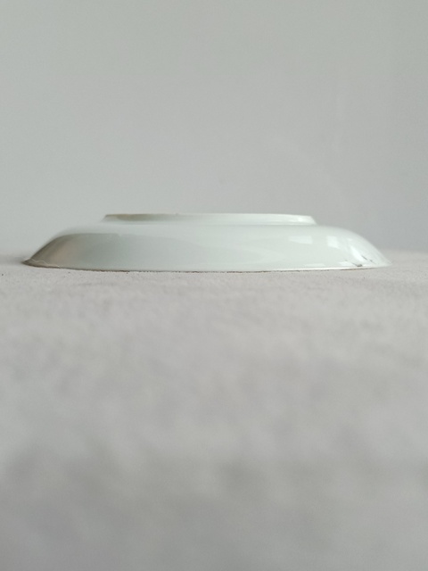 古玩陶瓷綠彩纏枝花紋盤拍賣，當前價格380元