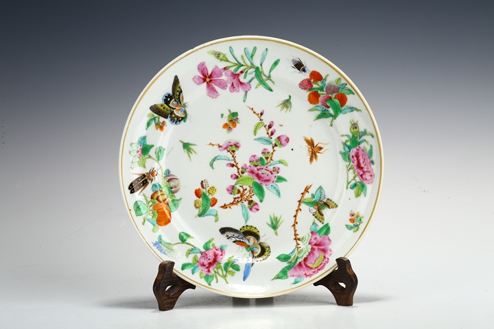 古玩陶瓷清晚·廣彩花蝶紋盤真品鑒賞圖