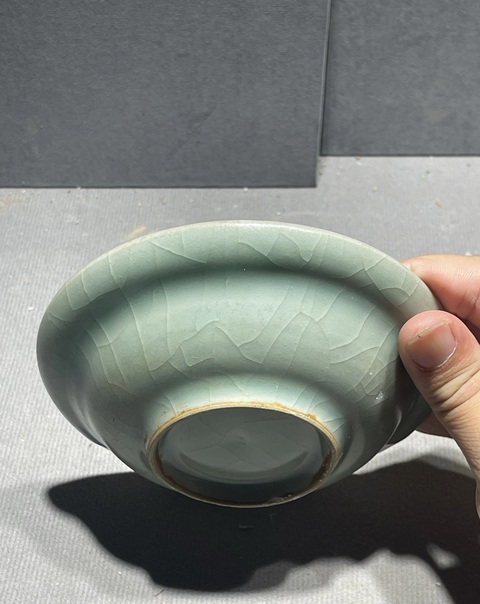 古玩陶瓷龍泉青瓷折沿洗真品鑒賞圖