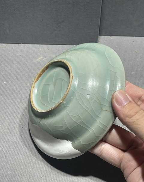 古玩陶瓷龍泉青瓷折沿洗真品鑒賞圖