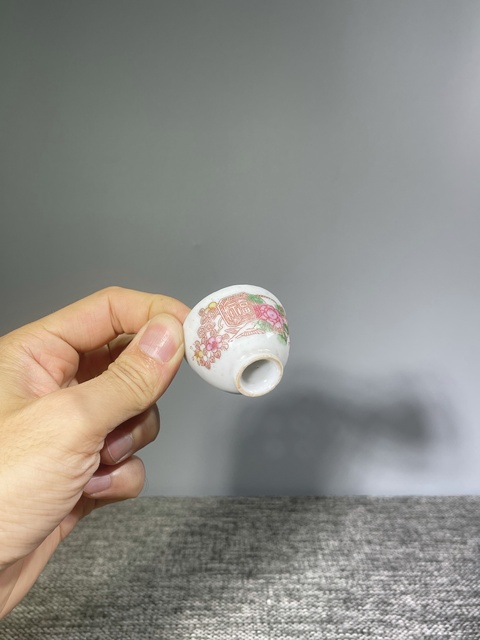 古玩陶瓷民國.福字花卉茶杯拍賣,當前價格0元