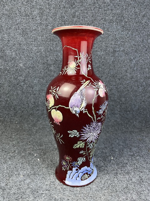 古玩陶瓷紅釉加彩花鳥紋觀音瓶拍賣，當前價格2588元