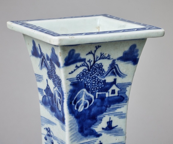 古玩陶瓷粉彩風(fēng)景紋花觚真品鑒賞圖