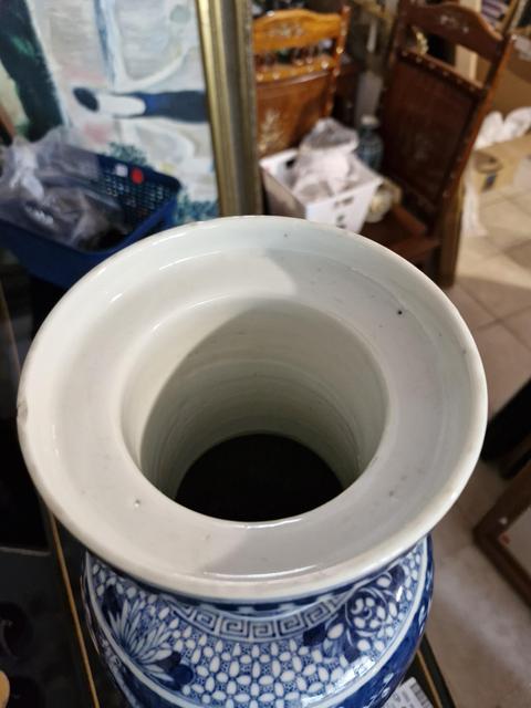 古玩陶瓷青花冰梅圖棒槌瓶真品鑒賞圖