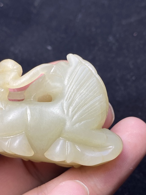 古玩玉器(放漏)有年份的和田玉雕“馬上封侯”擺件拍賣(mài),當(dāng)前價(jià)格2500元