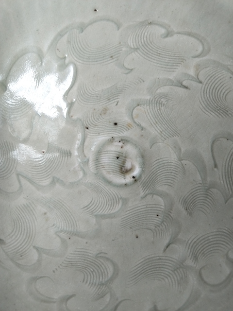 古玩陶瓷青白釉海水云花碗真品鑒賞圖