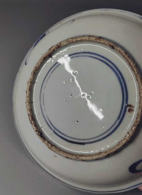 古玩陶瓷正面龍紋青花盤真品鑒賞圖