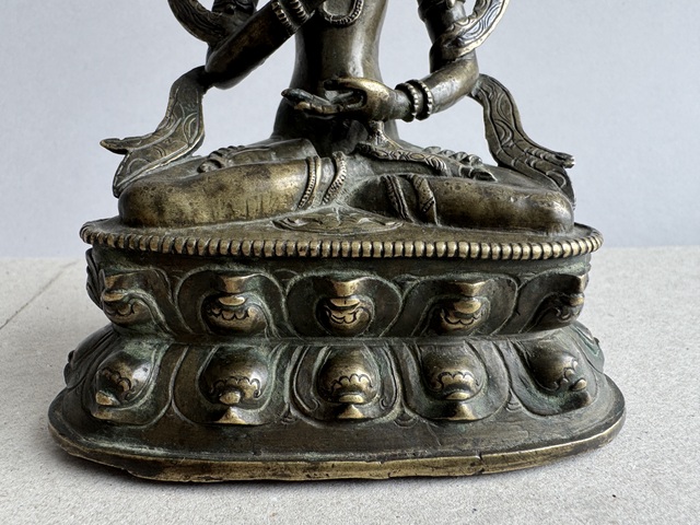 古玩銅器造像真品鑒賞圖