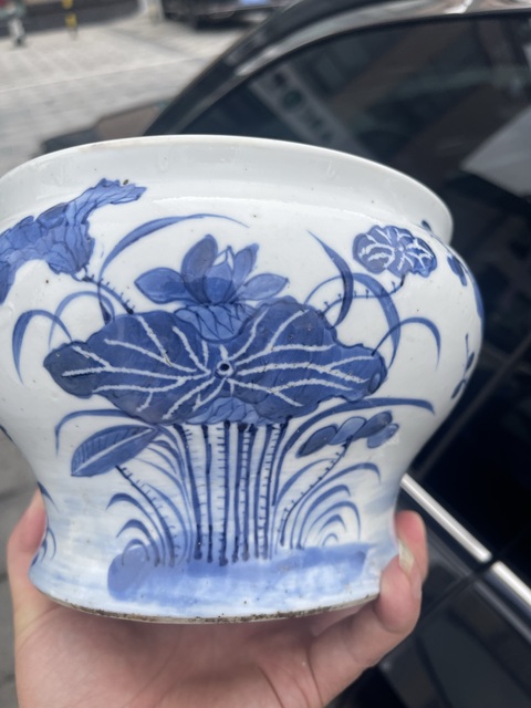 古玩陶瓷花卉紋青花馬蹄尊真品鑒賞圖