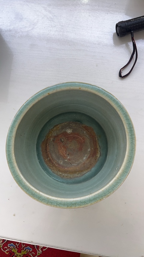 古玩陶瓷龍泉窯樽式三足爐真品鑒賞圖
