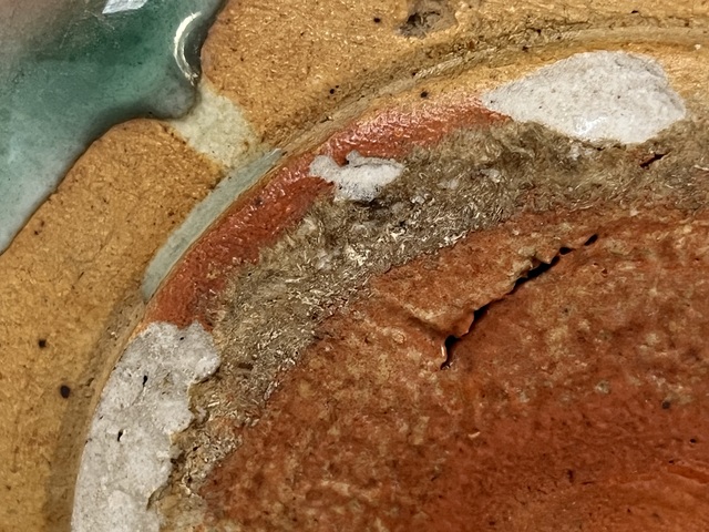 古玩陶瓷龍泉窯樽式三足爐真品鑒賞圖