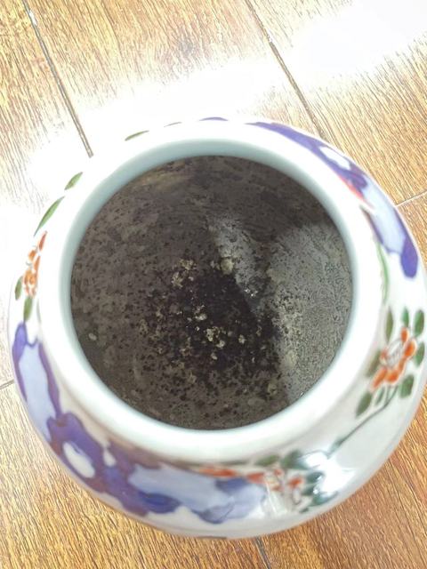 古玩陶瓷青花五彩人物罐真品鑒賞圖