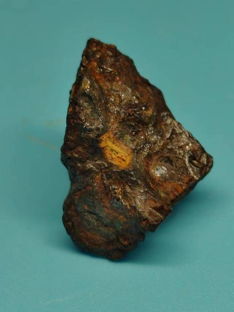 古玩雜項(xiàng)橄欖石鐵隕石(兩塊) 保真包賠拍賣(mài),當(dāng)前價(jià)格0元