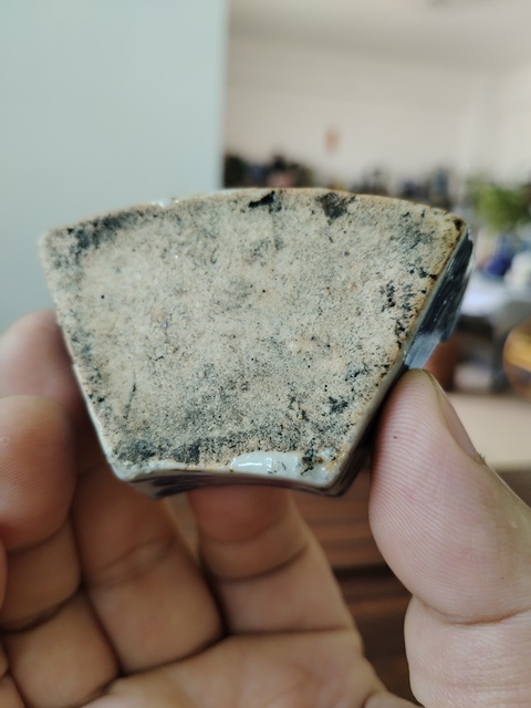 古玩陶瓷清中青花筆插真品鑒賞圖