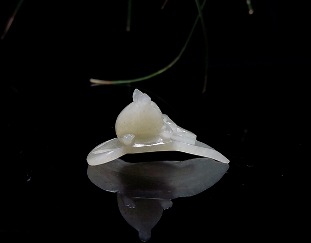 古玩雜項(xiàng)清代和田，一葉歡（守業(yè)）雕件拍賣，當(dāng)前價(jià)格4800元
