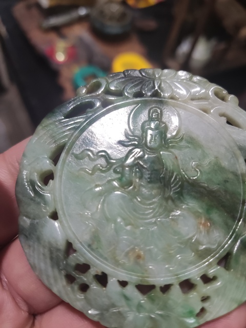 古玩玉器翡翠雕“觀音牌”拍賣,當前價格588元