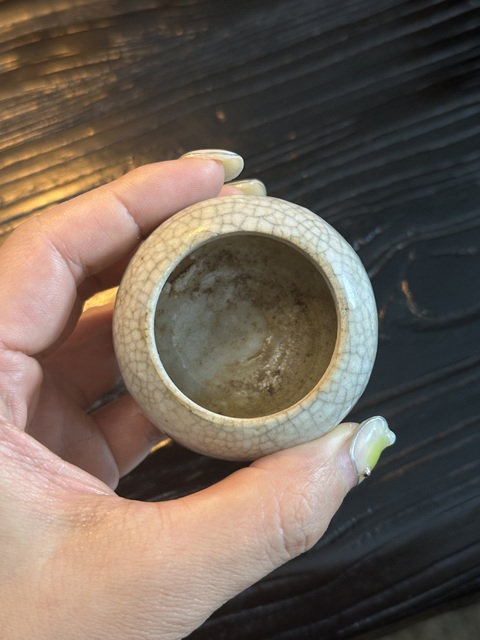 古玩陶瓷明末清初哥釉水盂真品鑒賞圖