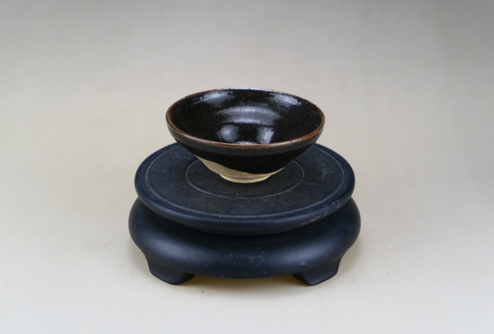 古玩陶瓷精品:南宋吉州窯黑釉茶盞（極品發色）拍賣，當前價格888元