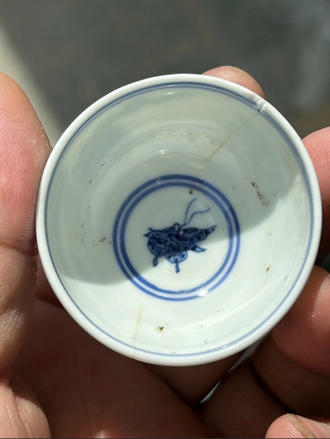古玩陶瓷青花杯真品鑒賞圖