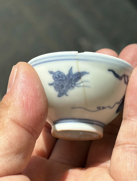 古玩陶瓷青花杯真品鑒賞圖