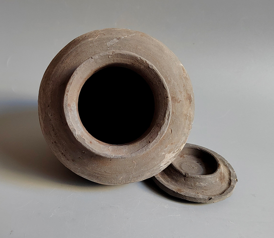 古玩陶瓷灰陶罐真品鑒賞圖