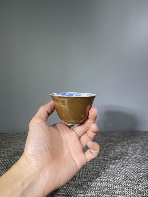 古玩陶瓷清晚期.外紫金釉內青花金玉滿堂杯拍賣，當前價格0元