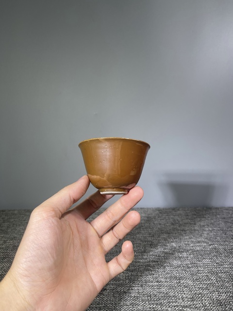 古玩陶瓷清晚期.外紫金釉內青花金玉滿堂杯拍賣，當前價格0元