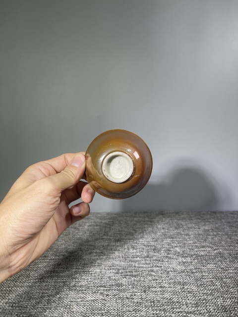 古玩陶瓷清晚期.外紫金釉內青花金玉滿堂杯拍賣，當前價格0元