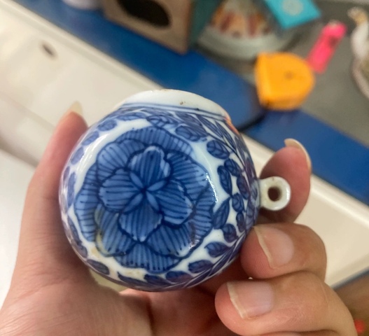 古玩陶瓷花卉紋青花鳥食罐真品鑒賞圖