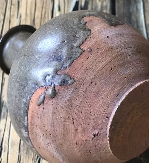 古玩陶瓷洪塘窯褐釉瓶真品鑒賞圖