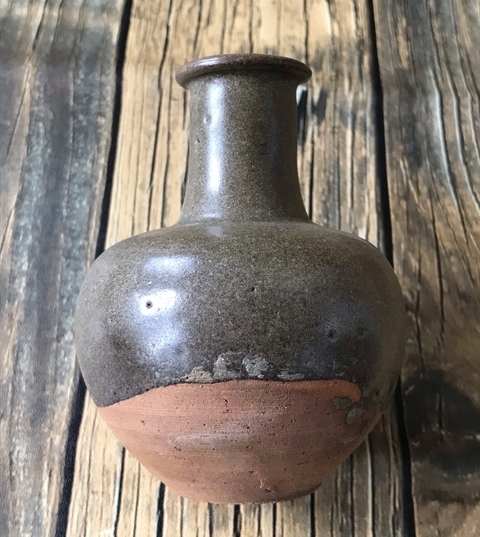 古玩陶瓷洪塘窯褐釉瓶真品鑒賞圖