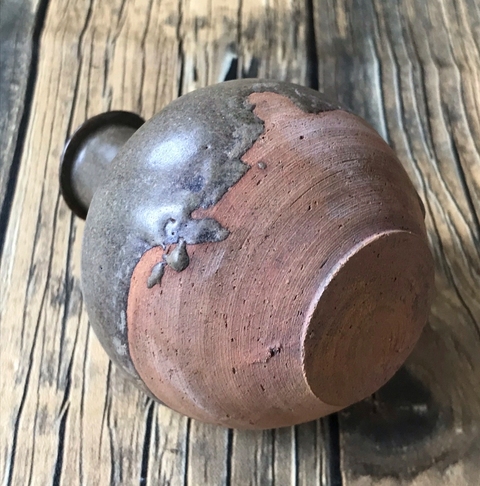 古玩陶瓷洪塘窯褐釉瓶真品鑒賞圖