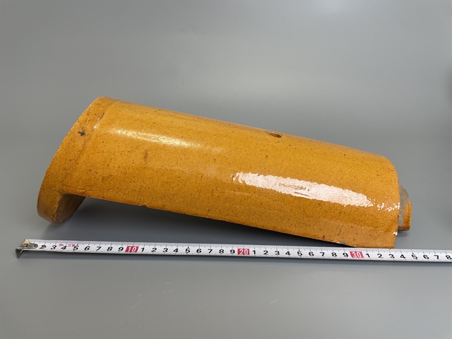 古玩陶瓷明末清初 黃釉龍紋瓦當拍賣,當前價格500元