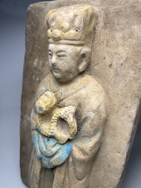 古玩陶瓷三彩人物捧龍文官像磚拍賣,當前價格0元