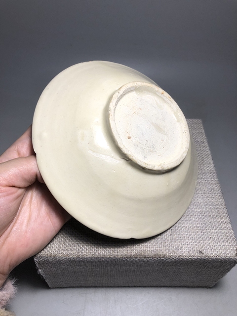 古玩陶瓷館藏級珍品五代十國【定窯】白釉葵口洗拍賣,當前價格2980元
