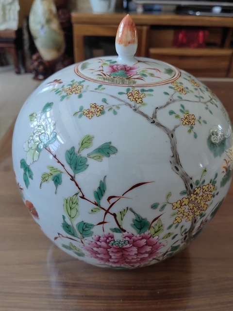 古玩陶瓷粉彩罐真品鑒賞圖