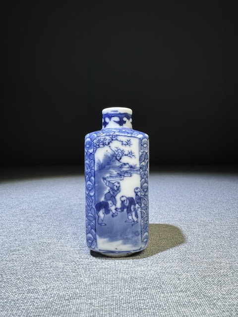 古玩陶瓷清代晚期青花嬰戲紋四方鼻煙壺全品罕見拍賣,當前價格8800元