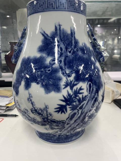 古玩陶瓷民國 青花花卉紋鹿頭尊（玉綾窯）真品鑒賞圖