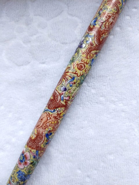 古玩陶瓷創(chuàng)匯 粉彩龍穿花毛筆真品鑒賞圖