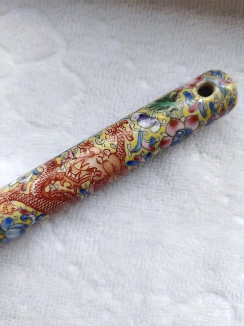 古玩陶瓷創(chuàng)匯 粉彩龍穿花毛筆真品鑒賞圖