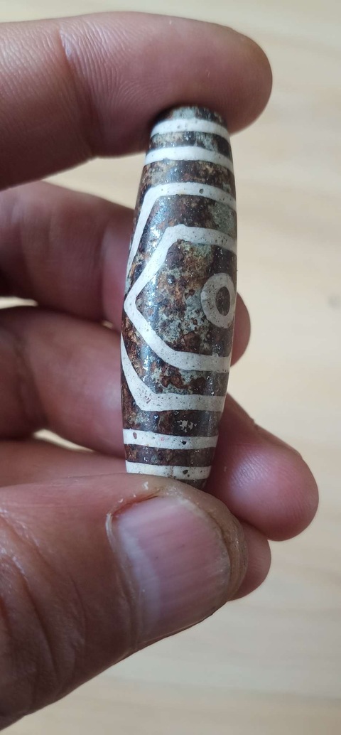 古玩雜項隕石三眼財富天珠(鑲蝕藏藥)拍賣,當前價格550元