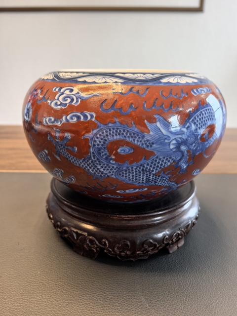古玩陶瓷珊瑚紅青花龍紋水洗真品鑒賞圖